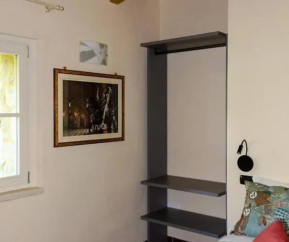 Bed & Breakfast La Ghiandaia 3*